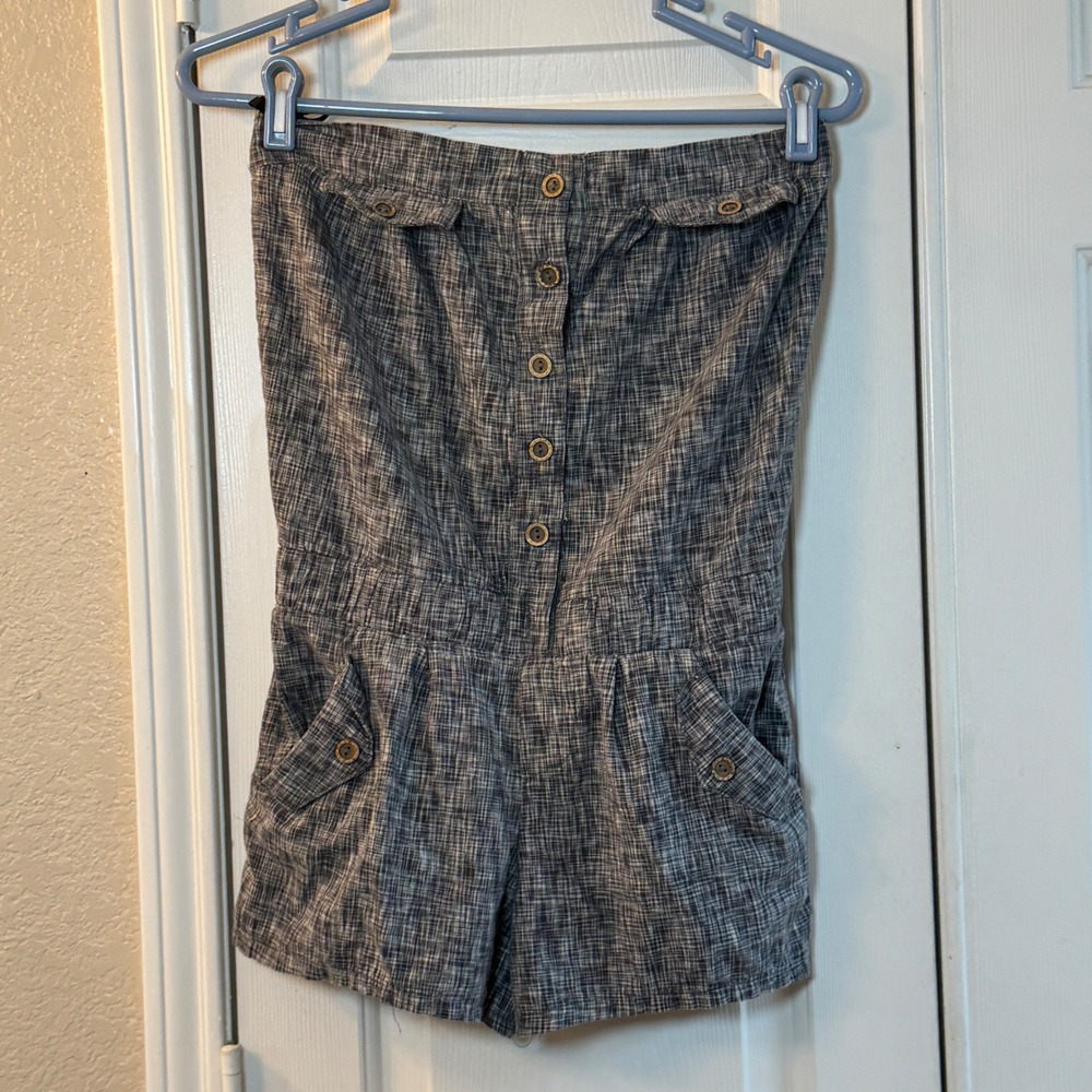 Papaya Strapless Button Up Black & White Pattern Shorts Romper, Women's Size Sm